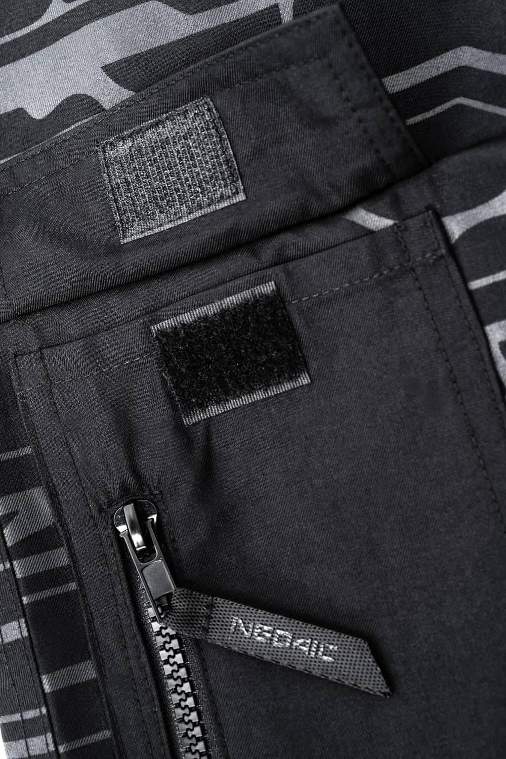 EVE4 parachute pants