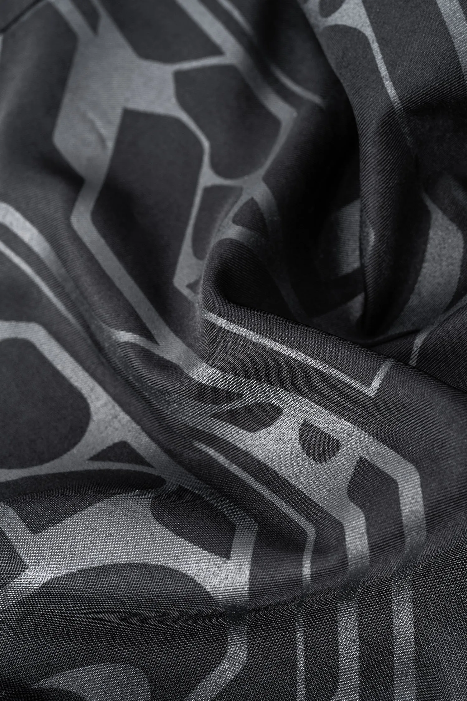 EVE4 parachute pants