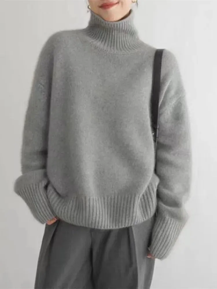 LUNA - Premium Turtleneck Sweater