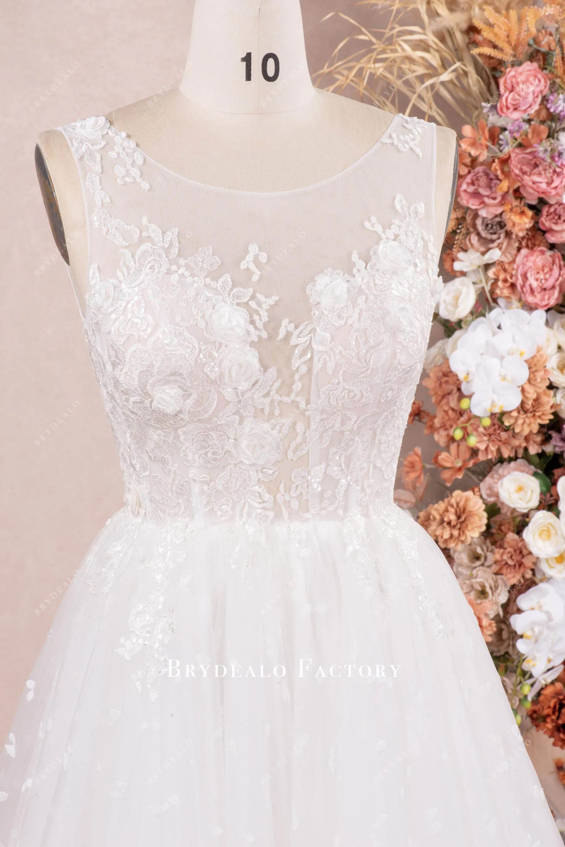 Romantic 3D Lace Tulle Sleeveless Puffy A-line Bridal Gown